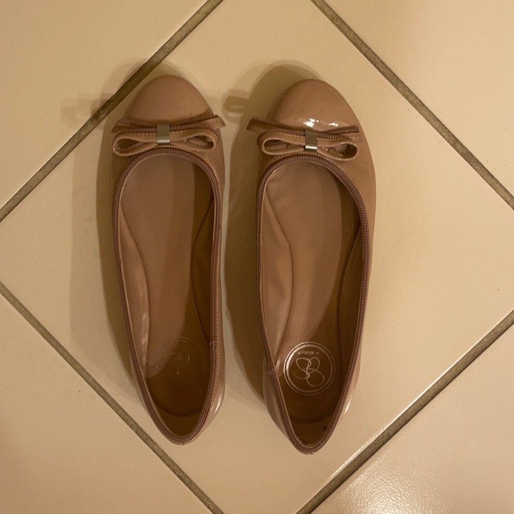 Jessica Simpson Size 6 Flats